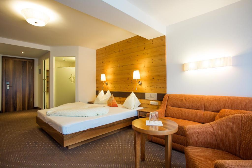 Hotel Lohningerhof Maria Alm am Steinernen Meer Kültér fotó